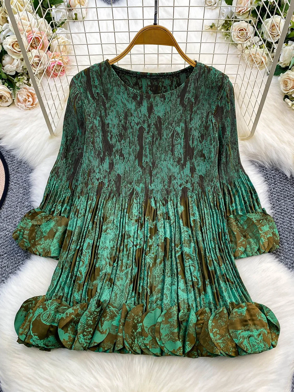   المرأة طويلة Sve irt فضفاضة تناسب مطوي تصميم Faionable Commute Sle جولة Ne ملابس غير رسمية النسخة الكورية