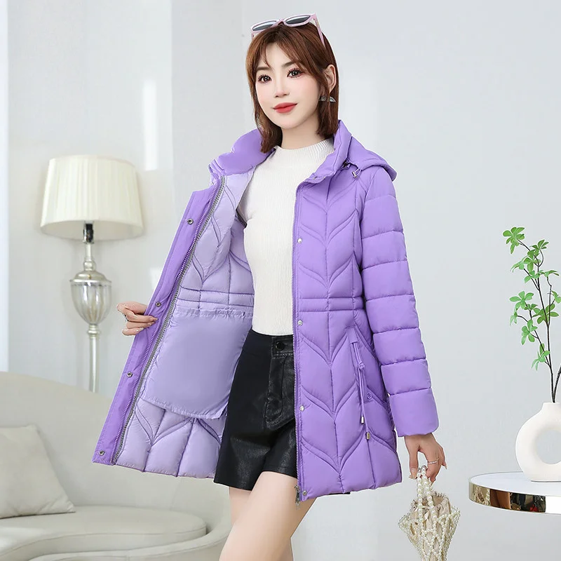 Giacca da donna 2025 Parka invernale Nuovi vestiti di cotone Cappotti medio lunghi Piumino coreano Slim caldo spesso da donna con cappuccio Puffer Parka