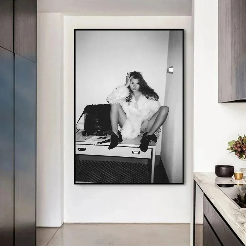 Star Model Kate Moss Poster Figure Portrait Print Modern Black And White Celebrity Wall Art Canvas Painting Room Home Decor