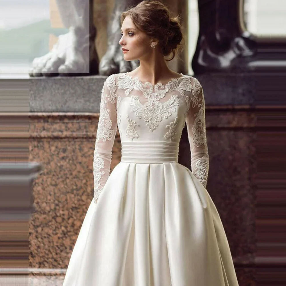 Chic White O-Neck Wedding Dresses for Women Fashion Long Sleeves Lace Appliques A-Line Gowns Pleat Draped Bridal Dresses