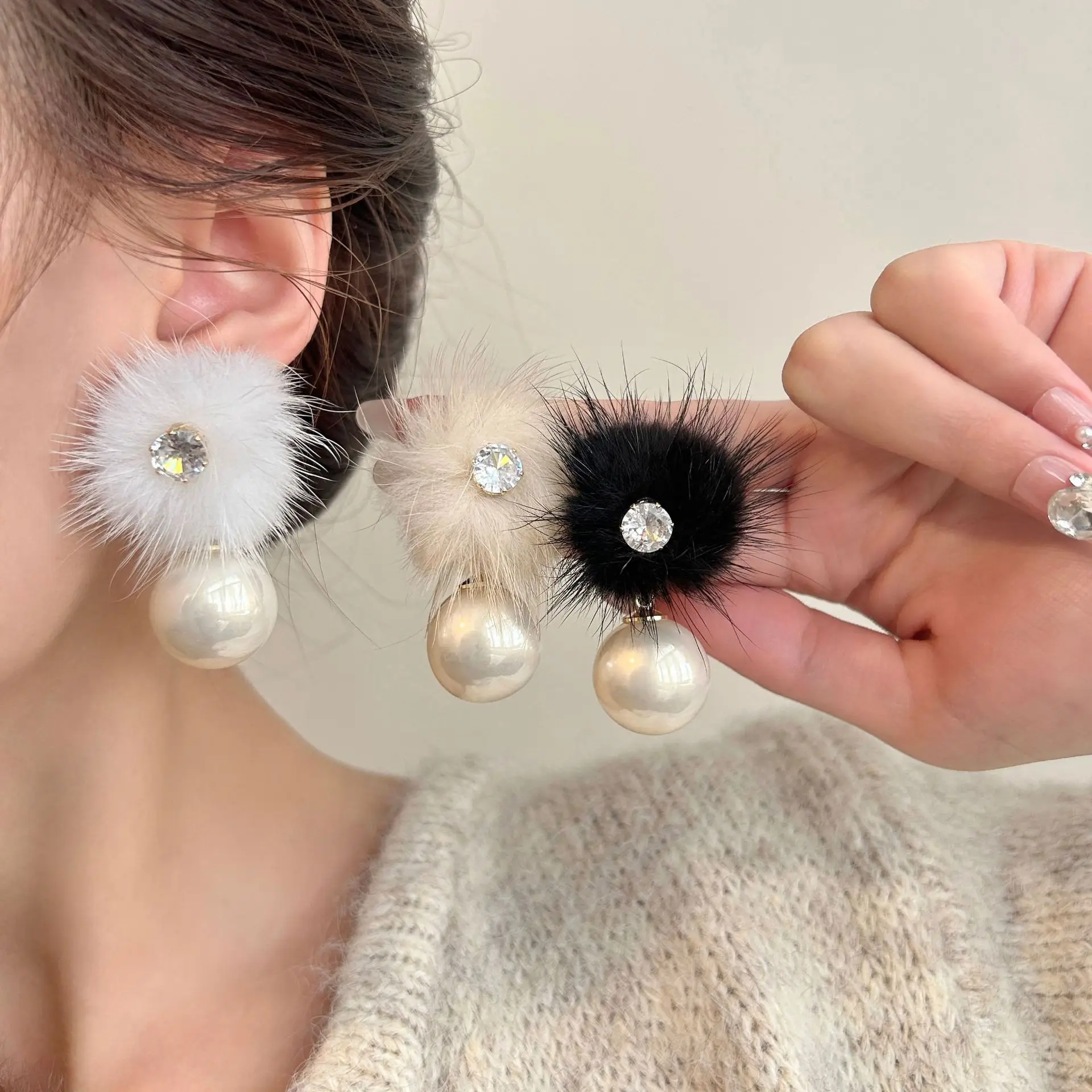 

2025 New Zircon Pom Pom Pearl Stud Earrings Women Korean Style Fashion Exquisite Ear Jewelry Trendy Accessories