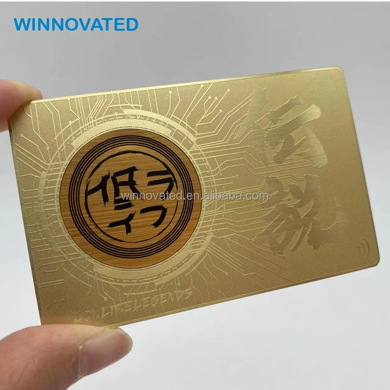 

Индивидуальный продукт Настраиваемая металлическая визитная карточка RFID с сублимацией NFC и гравировкой