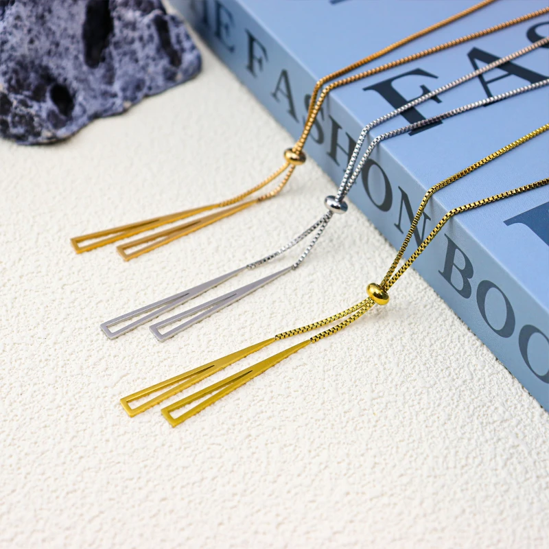 Pendentifs triangulaires en titane et acier pour femme, célébrité d'internet, même Style, polyvalent, mode OL, Long collier, bijoux