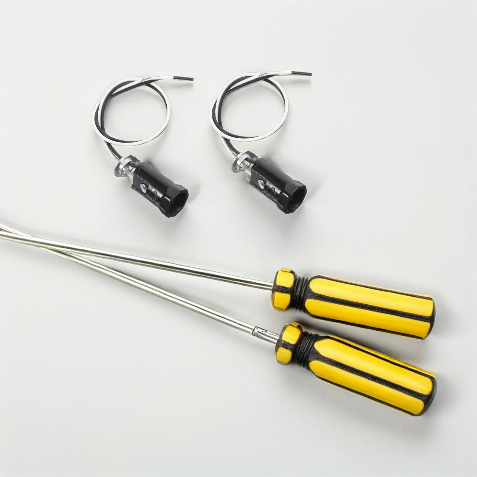 

3pcs E12 Lamp Holder With Wire Lead, Chandelier Light Socket Replacement, Led Candelabra Bulb Base For Indoor Outdoor Use,