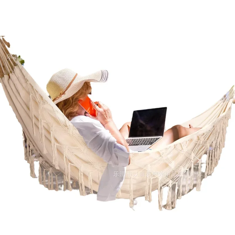 Double fringed hammock Outdoor bohemian bed and breakfast Wide and enlarged with canvas anti-rollover swing rocking net bed