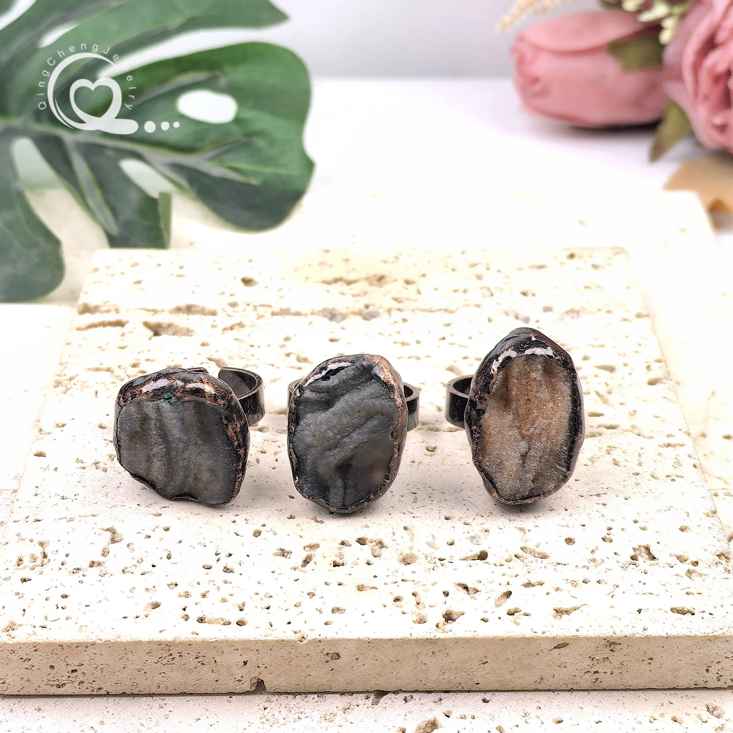 

Irregular Agate Drusy Antique Copper Rings Raw Quartz Geode Druzy Finger Adjustable Rings Fashion Boho Retro Jewelry Gift,QC4249
