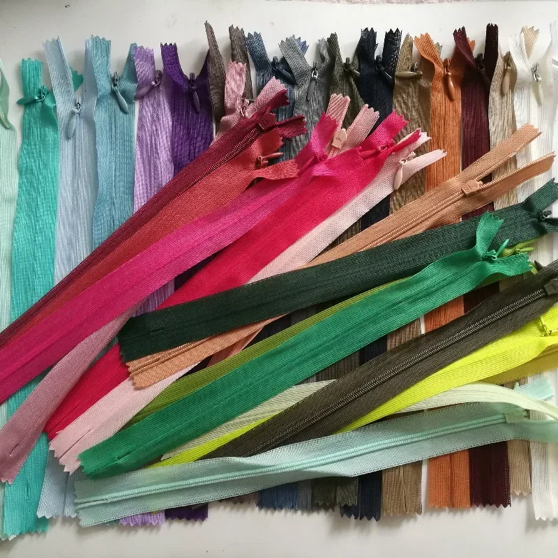 

100pcs/Lot 3# 10 Inches 25cm Invisible Hidden Zipper Close End Sewing Notions Dress Skirt Pillow Cushion Tailoring Materials