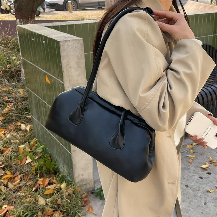 

2025 Minimalist Tote Bag, Luxe Shoulder Purse for Women, Spacious Crossbody, Chic Day to Night Bag, Textured Sling Bag