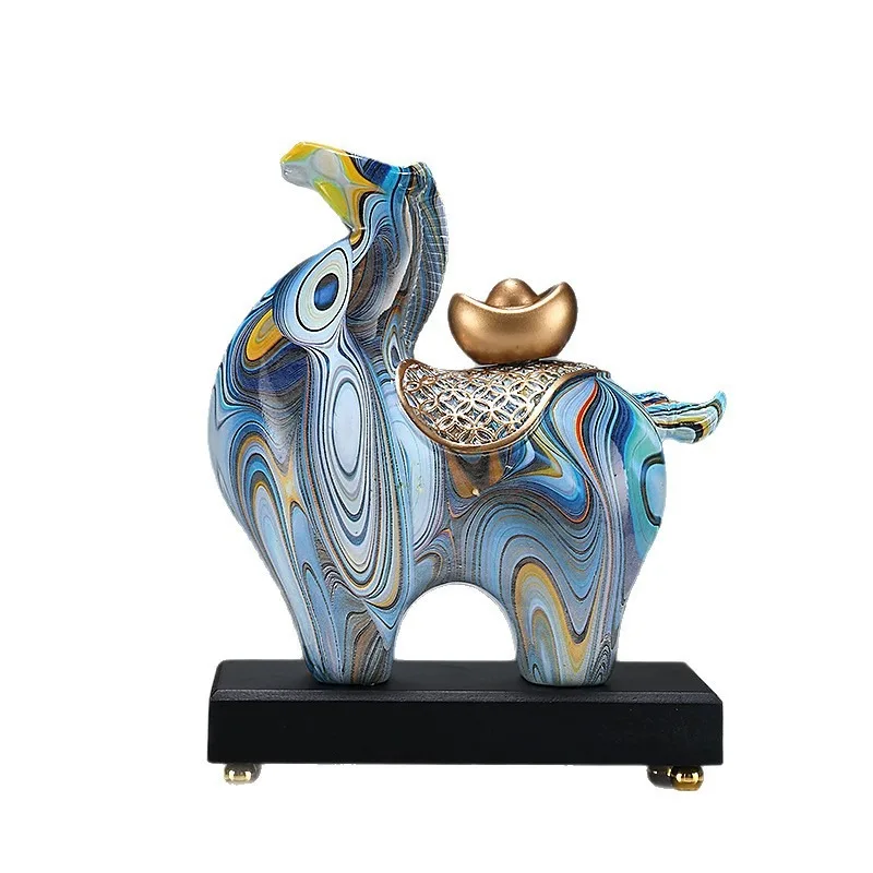 Personalized and colorful ornament, creative high-end living room office decoration, horse ornament opening gift