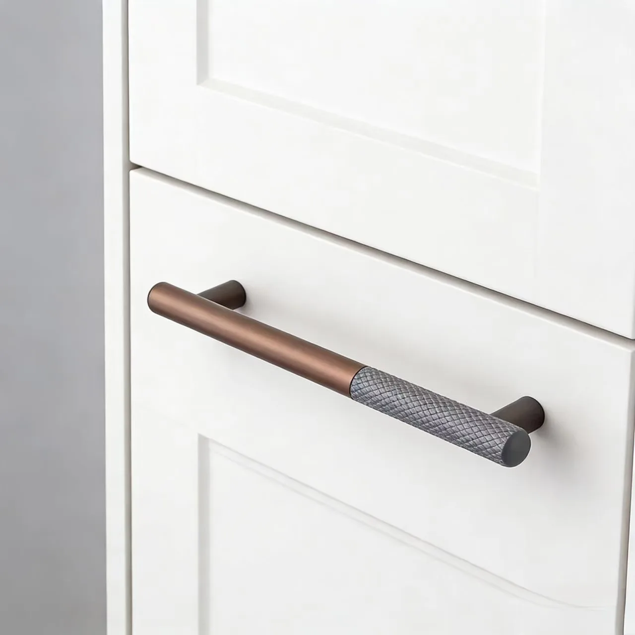 Knurled Aluminum Alloy Modern Cabinet Handles, Minimalist Two-Tone Drawer Pulls for Wardrobe, American Style Luxury Furniture Ha