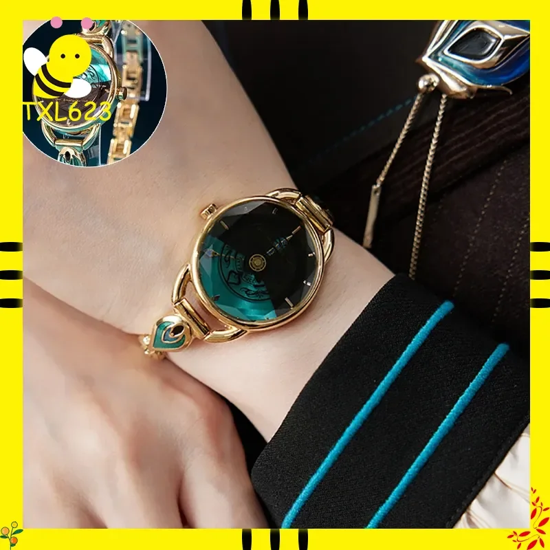 

Honkai Star Rail Aventurine Wrist Watch - Sand Gold Theme Cosplay Accessory Game-Themed Collectible Figure Watch for Anime Fans
