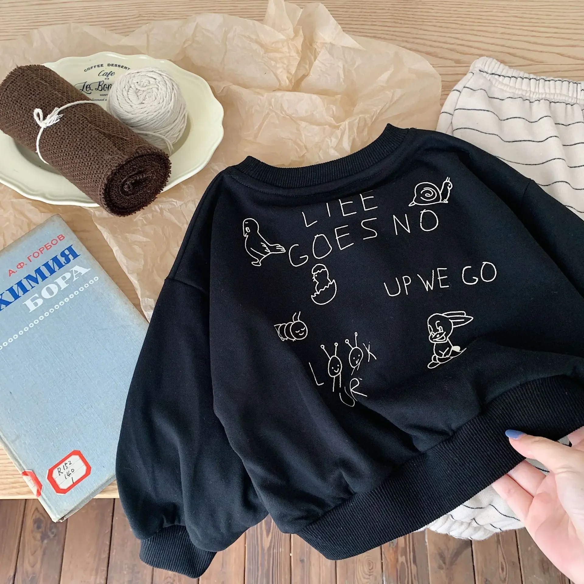Maglione di peluche per bambini coreano autunno ragazzi casual allentato aderente girocollo top bambino camicia a maniche lunghe fondo