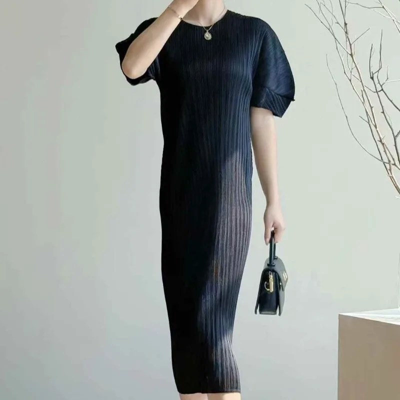 Miyake Pleated 2026 New Round Neck Pleated Dresses Summer Loose Fashion Comfortable Casual Stretch Short Sleeve Fold Long Dress