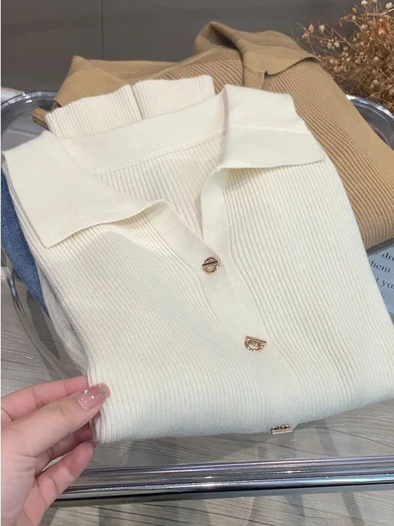 Dames poloshirt, getailleerd gebreid overhemd met gouden knoop, vest met lange mouwen, elegante dame, herfst, winter, Su Terra Ligero