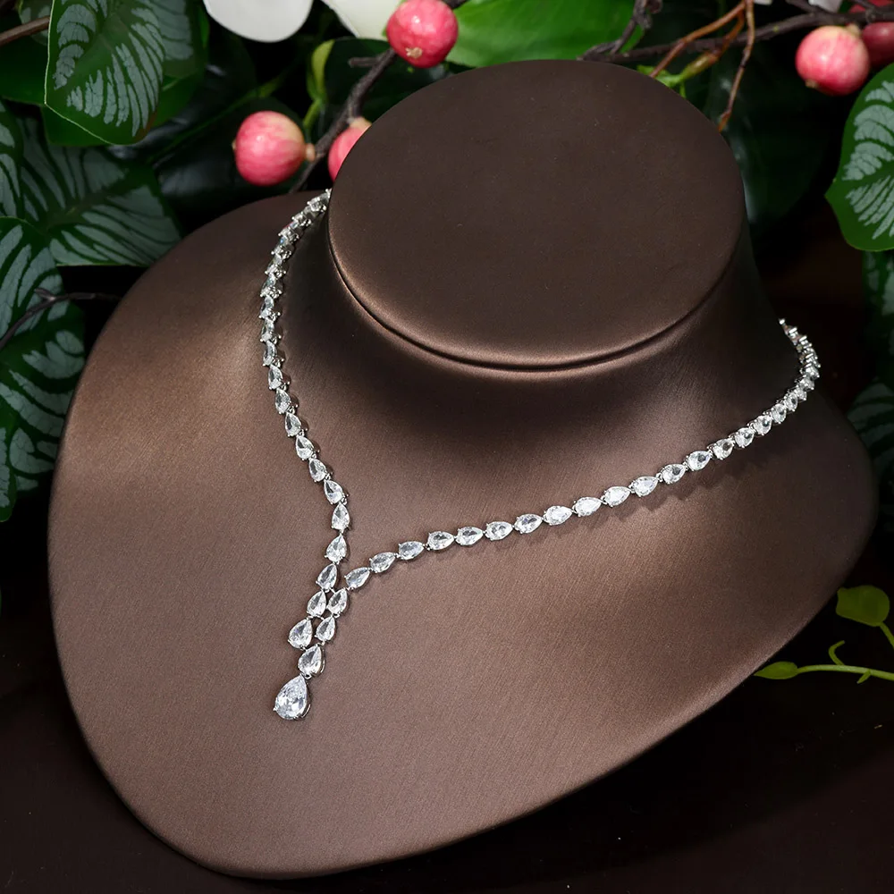 HIBRIDE بسيط تشيكوسلوفاكيا السيدات مجموعات مجوهرات قطرة الماء زركون كريستال شرابة أقراط وقلادة مجموعة للنساء هدايا N-1149