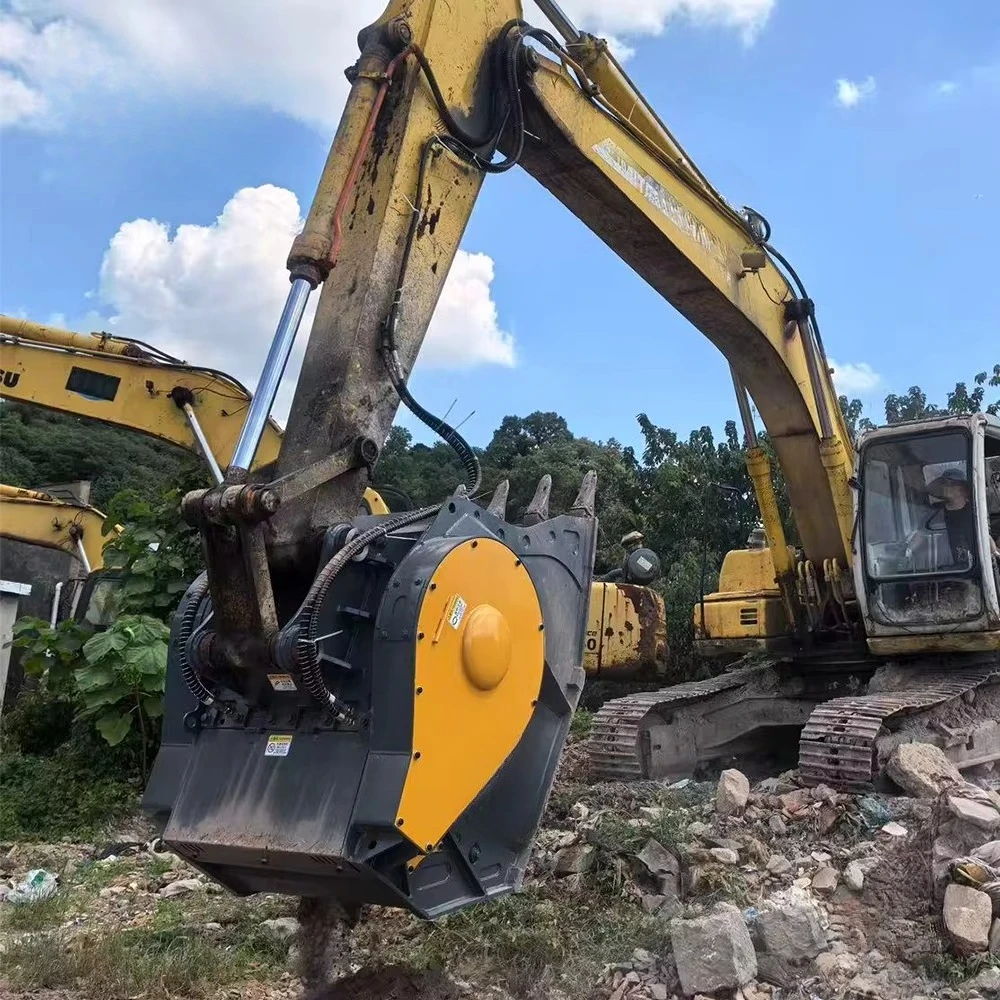 Heavy Equipment With Bucket - Caçamba Trituradora Hidráulica para Escavadeira Pesada,