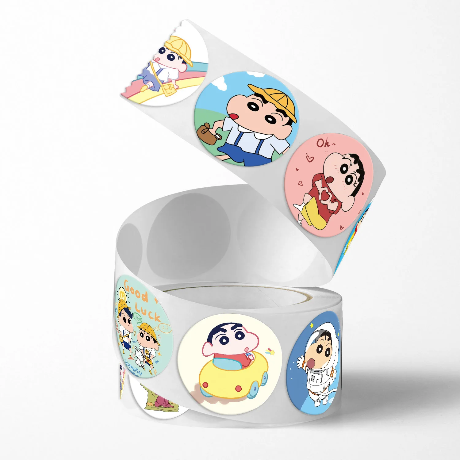 500 قطعة/لفة جديدة تلوين شين تشان الكرتون أنيمي ختم ملصقات DIY بها بنفسك بولي كلوريد الفينيل محمول الشارات الديكور مكافأة هدية لعبة