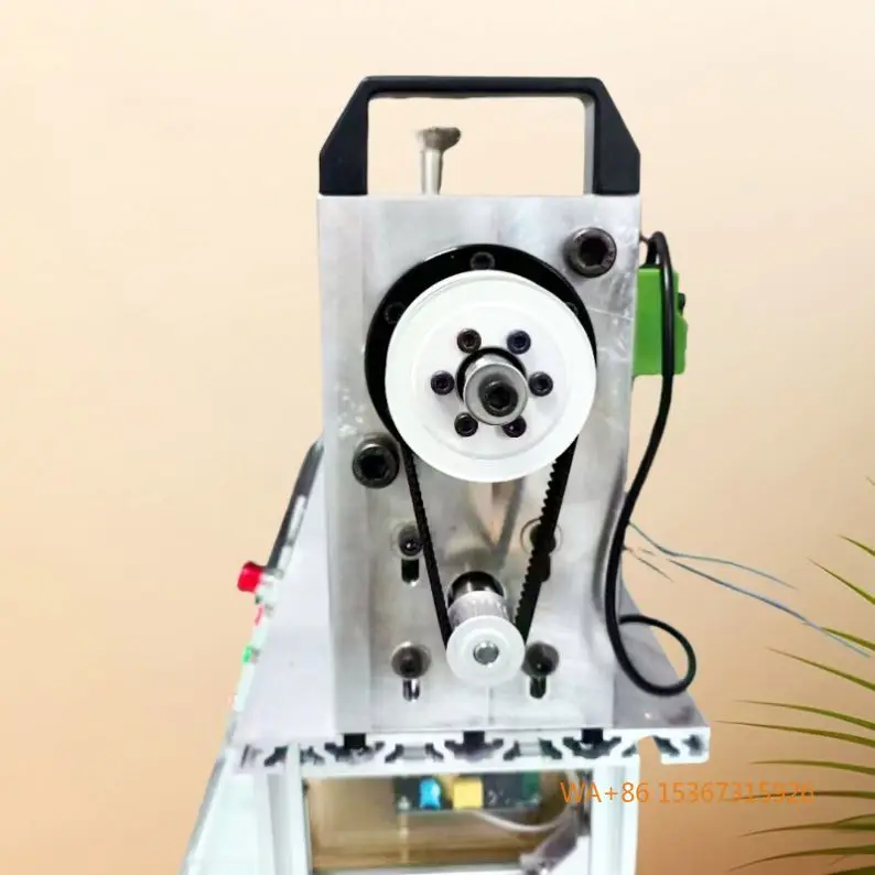 เครื่องขึ้นรูปพลาสติก PP PE PC ขนาด 302611 ซม. เครื่องผลิตพลาสติกขนาดเล็ก