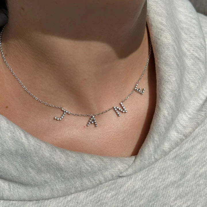 

Personalized Zircon Necklace Customized Letter Jewelry Daily Dressing Commemorate Wedding Anniversary Birthday Christmas Love