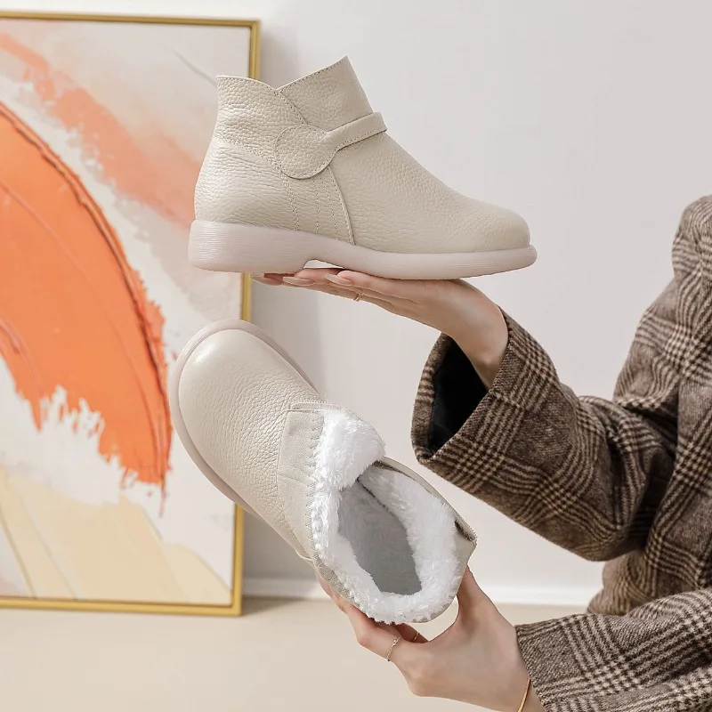 

2025 зимняя обувь из натуральной кожи, женские ботильоны, теплые плюшевые мягкие брендовые женские зимние ботинки, большой размер 41, бежевый, черный D647