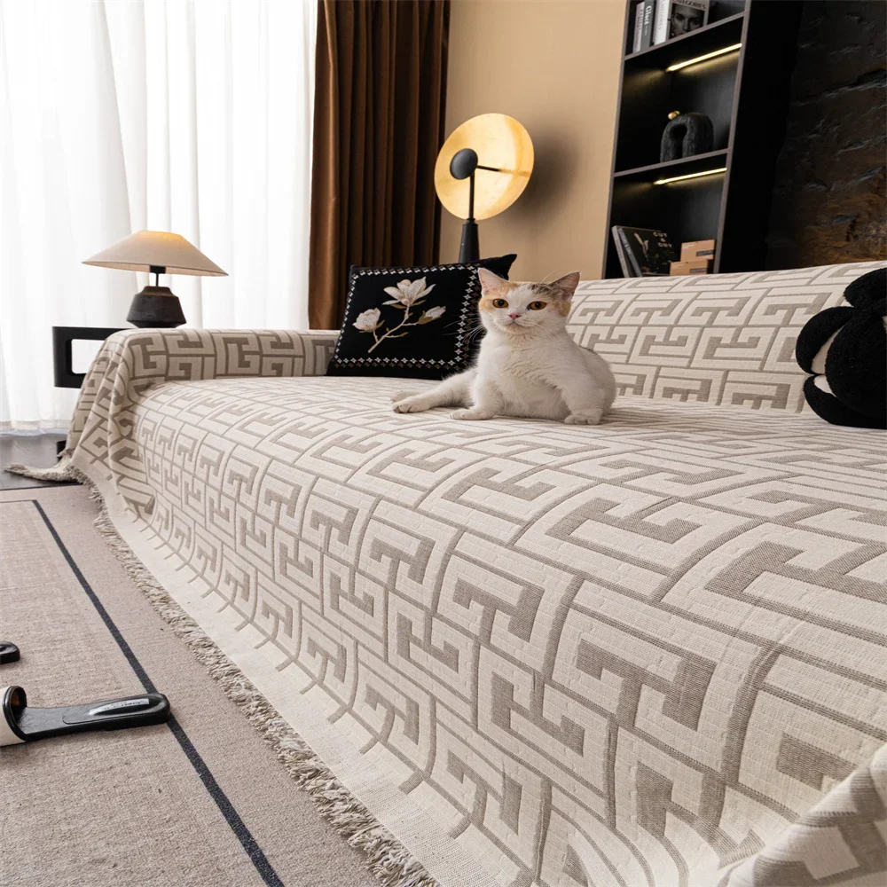 2026 Retro French Style Light Luxury Sofa Cover Universal Non-Slip All-Season Fabric High-Quality Sofa Slipcover Anti-Cat