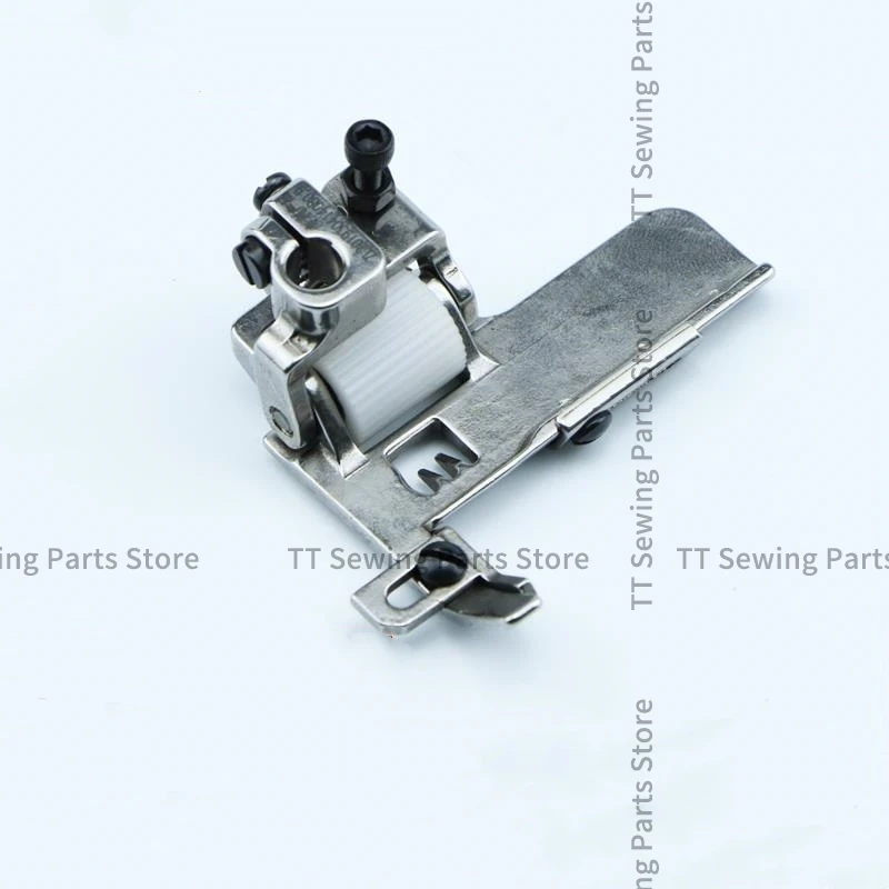 W500 Lacankhan Car Edge Wrapping Roller Presser Foot, Three Needle Five Thread Tension Sewing Machine Plastic Wheel Presser Foot