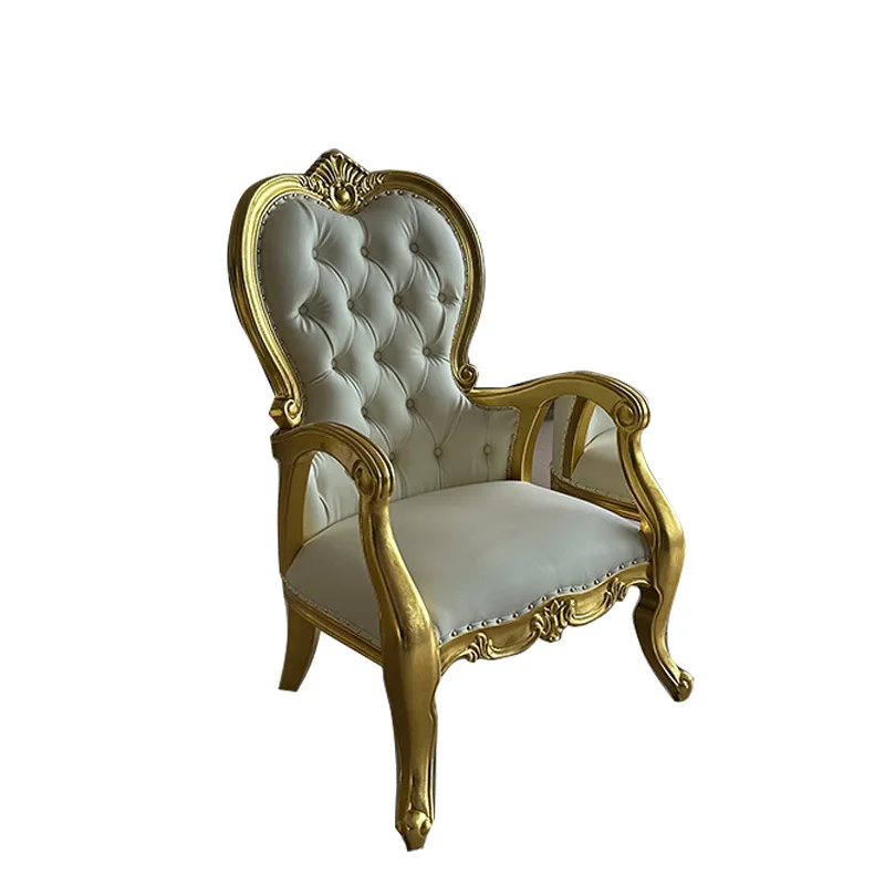 

European high-backrest solid wood living room armrest crown chair, high-end wedding meeting site decoration image chair