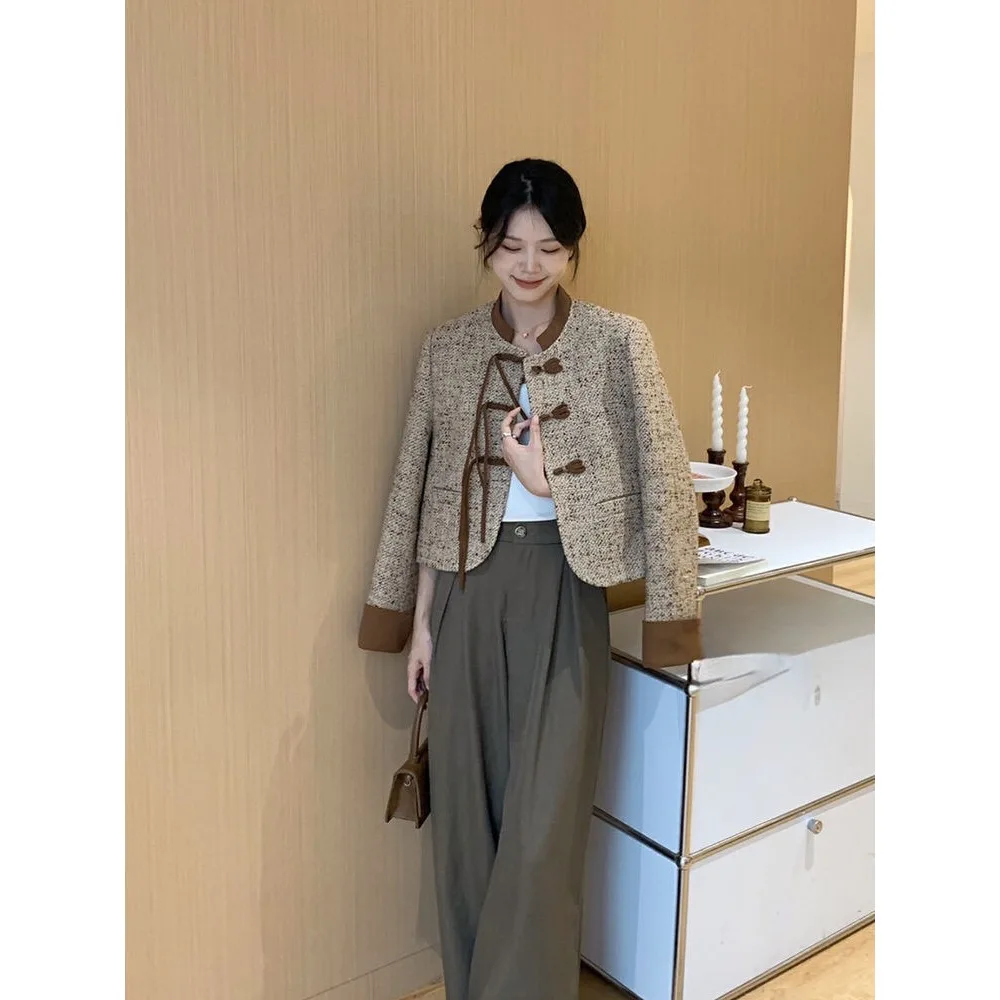 

Women's Autumn French Retro Temperament Versatile Casual Round Neck Long Sleeve Elegant Short Top