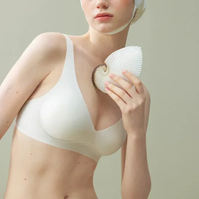 

UJIIN Push Up Bralette for Women: Wire-Free Deep V Plunge, Seamless Thin Anti-Sagging 3A Antibacterial Support Bra,
