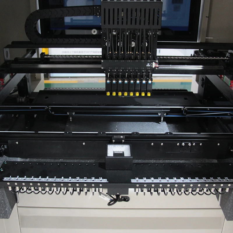 BC-8Y Macchina per la raccolta e il posizionamento di SMS a 8 teste completamente automatica Macchina per assemblaggio di circuiti stampati a visione verticale Macchina per la produzione di LED con fotocamera