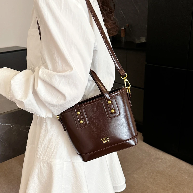

Classic Leather Messenger Bag Women's, Crossbody and Shoulder Handbags Elegant By Famous Designer Luxury Brand