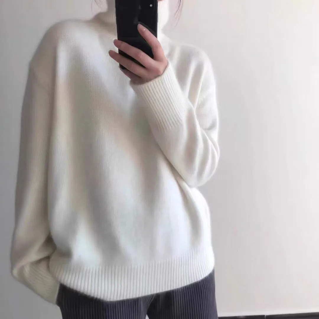 High-necked 100 pure sweater women loose high-end thickening with new soft waxy sweaters in autumn and winter as the base.