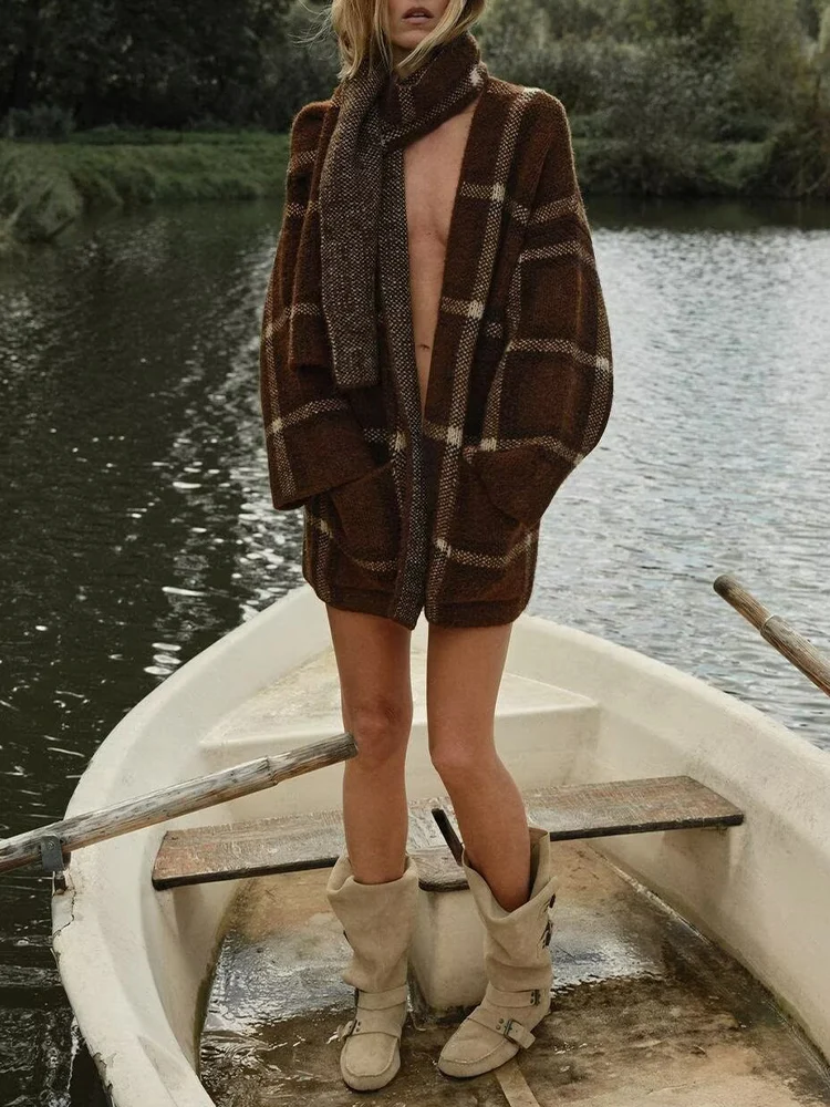 

Европейский и американский стиль 2025, осенние новые поступления, женская одежда, модный клетчатый шарф, вязаное пальто, куртка