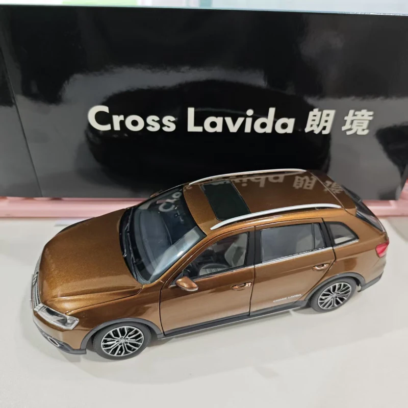 Flaw Diecast 1/18 Maßstab Volkswagen Lavida Legierung Auto Modell Cross Lavida Spielfahrzeuge Sonderangebot Modell Original Box