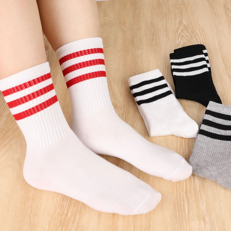 4 Pairs Unisex Socks Women Men Three Bar Sports Striped Crew Socks Female Male Solid Color Soks Cotton Long Sock Winter Sox