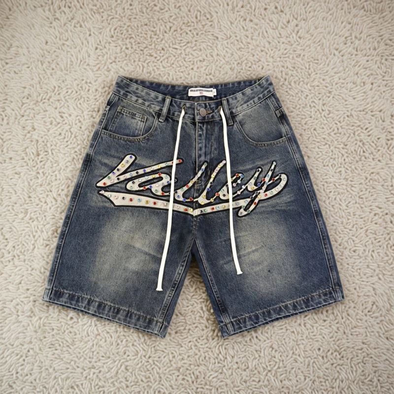 

Men's Women's European Style Trendy Embroidered Letter Print Retro Vale Denim Shorts