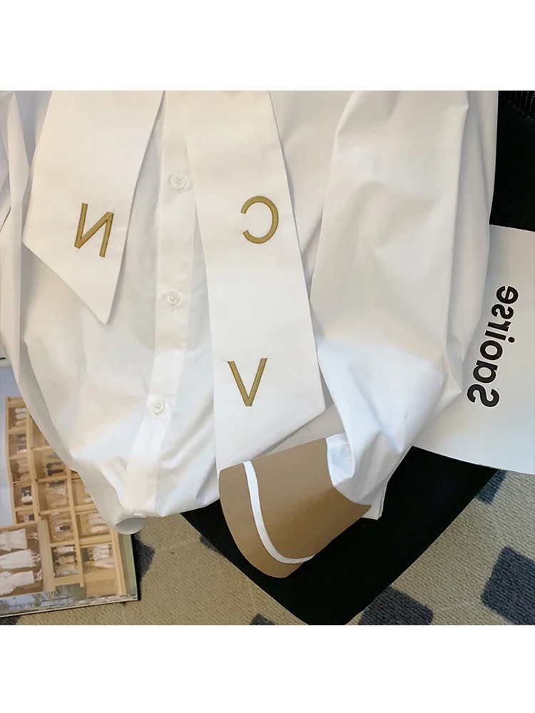 Fashion England Style Long Sleeve Blouses For Women 2024 Bow Letter Tee White Single Breasted V-neck Loose Boyfriend Shirt