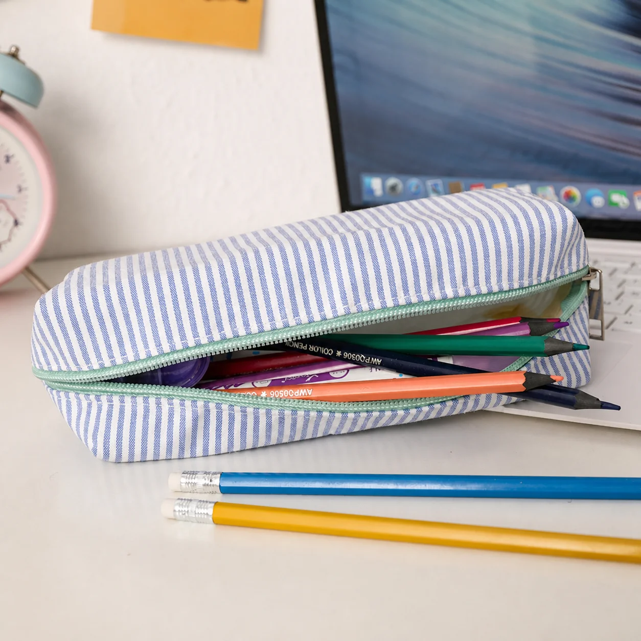 Cute Striped Canvas Pencil Case, Small Travel Pouch with Zipper, Large Capacity Portable Stationery Bag for School Office Girls