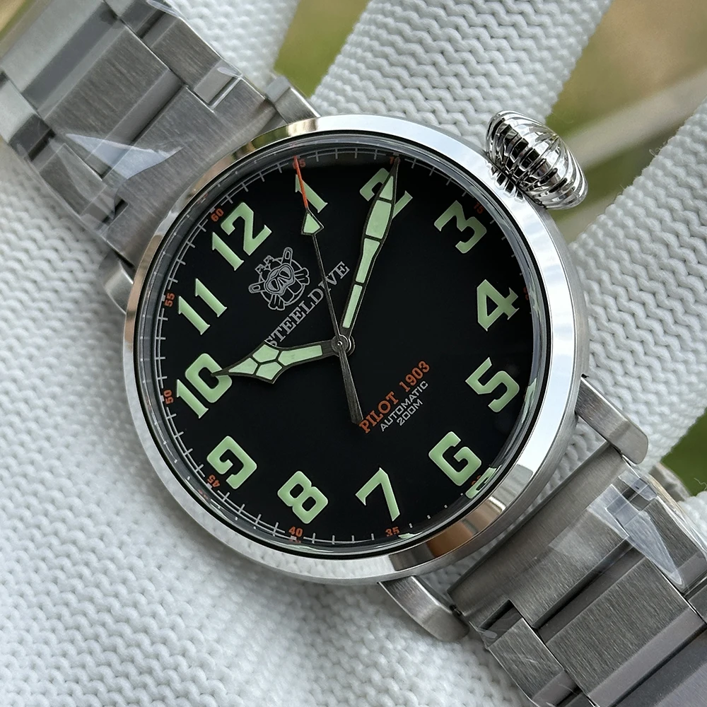 STEELDIVE SD1903 Klassisches 46,5-mm-Edelstahlgehäuse, 200 m wasserdicht, NH35, automatische mechanische Herrenuhren, C3, leuchtender Saphir