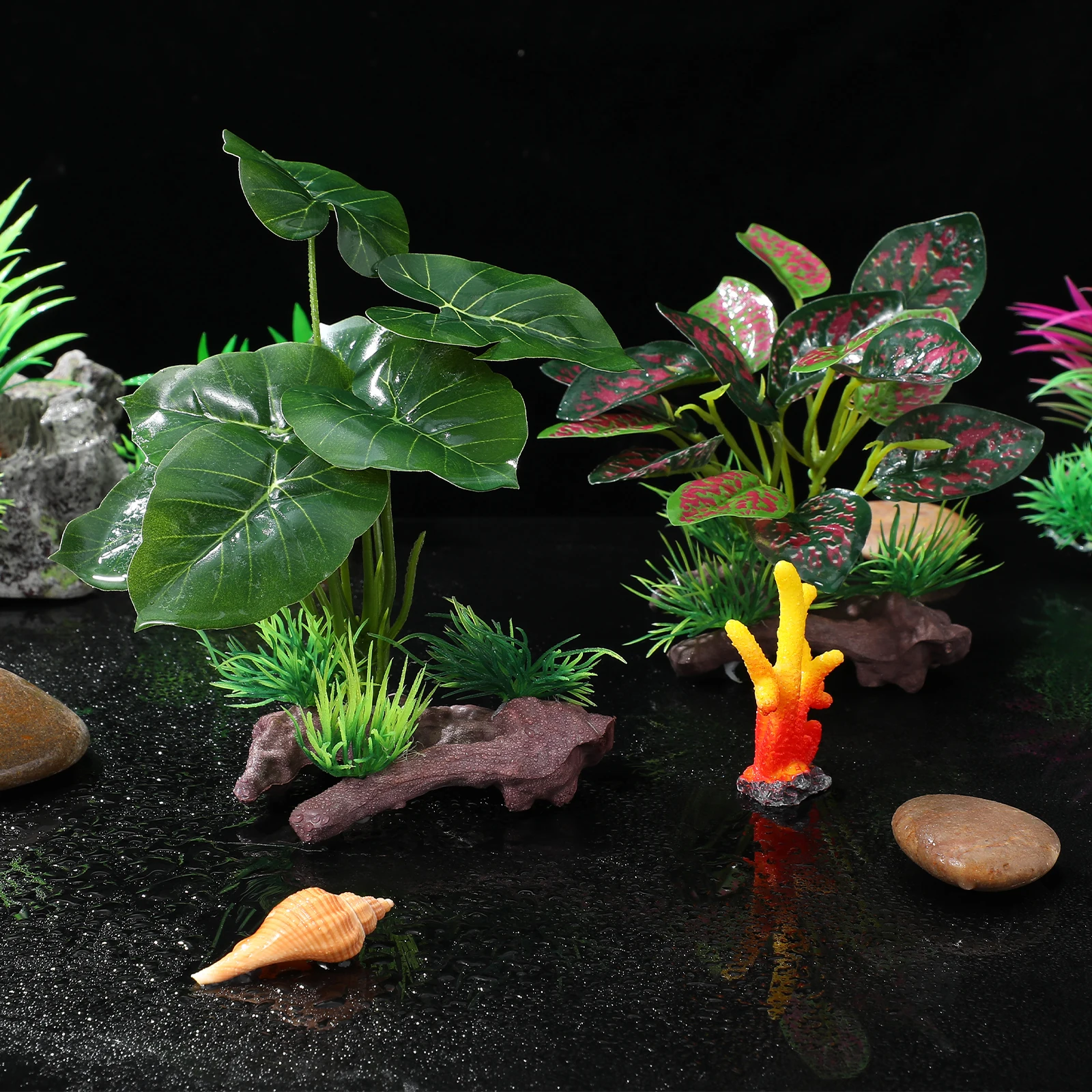 

2pcs Artificial High Simulation Fake Water Plants Tank Decorations Underwater Plastic Plants Lifelike Aquarium Ornament Durable