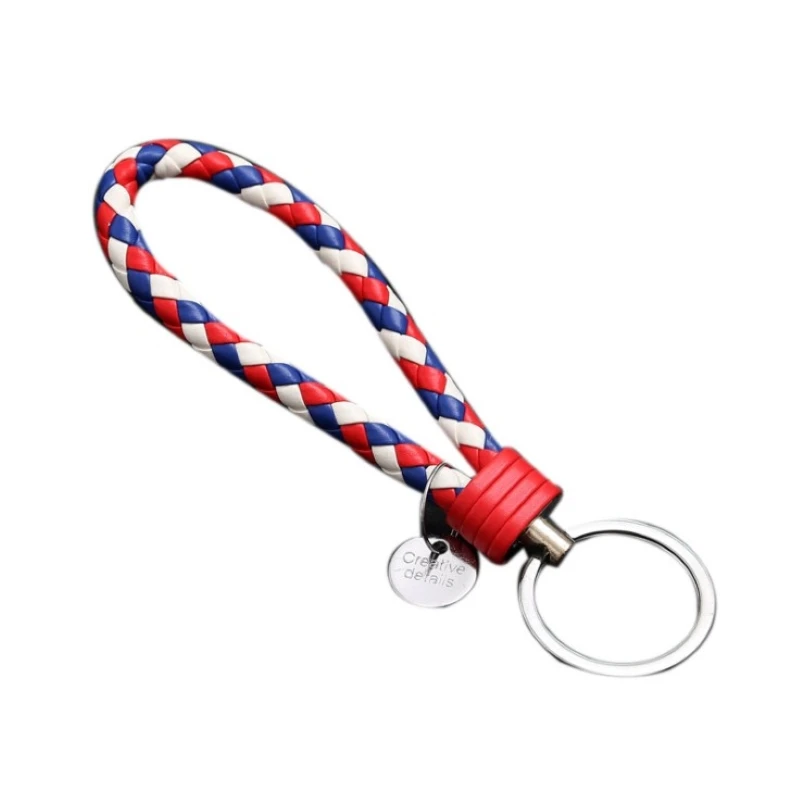 Porte-clés en cuir PU tissé à la main, accessoires de voiture, alliage, pendentif pour couples, lanière colorée populaire pour la décoration des clés, vente en gros