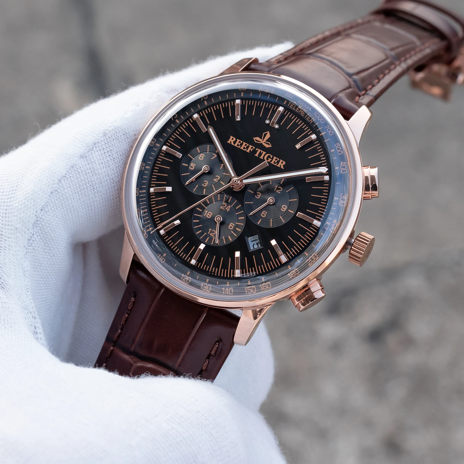 

Reef Tiger High-End Men's Watch Black Dial Multifunctional Automatic Mechanical Classic Timepiece with Complete Calendar RGA1698