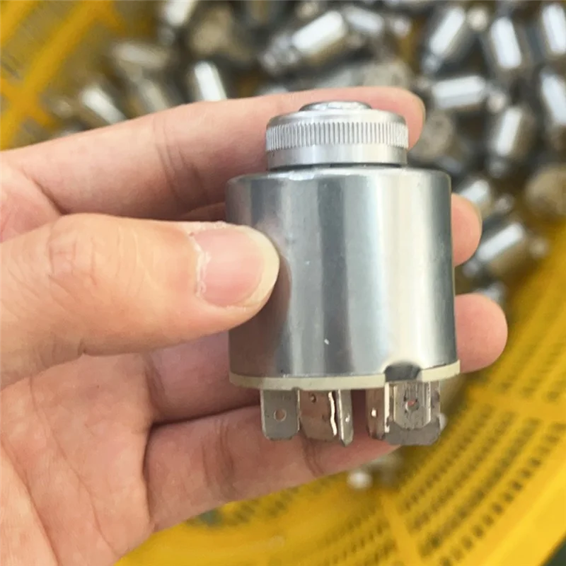 

14159000 3302034M91 Ignition For COBO Tractor, Agricultural Machinery, Harvester CASE IGNITION SWITCH