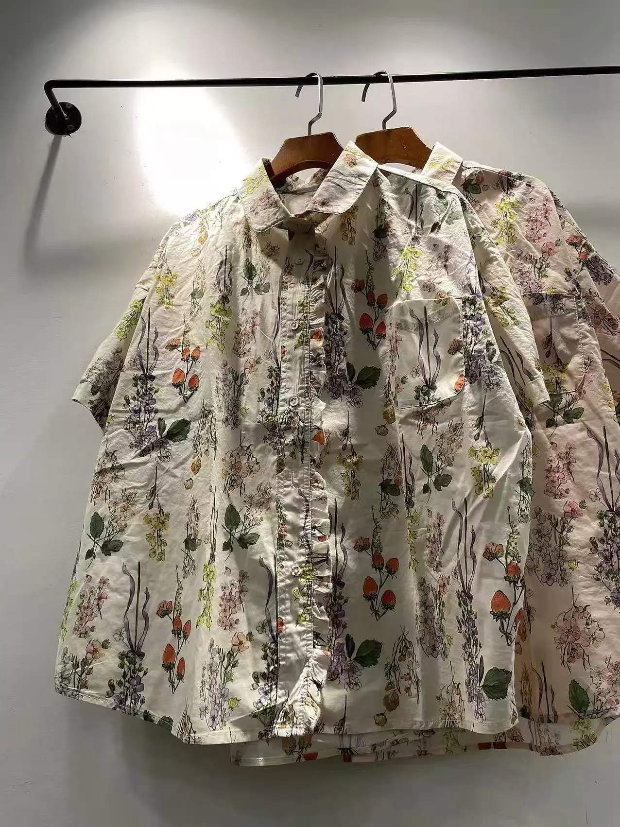 

Bust 124cm summer women's clothing Japanese style plant print short sleeve shirts and blouses for women cotton oversized shirts