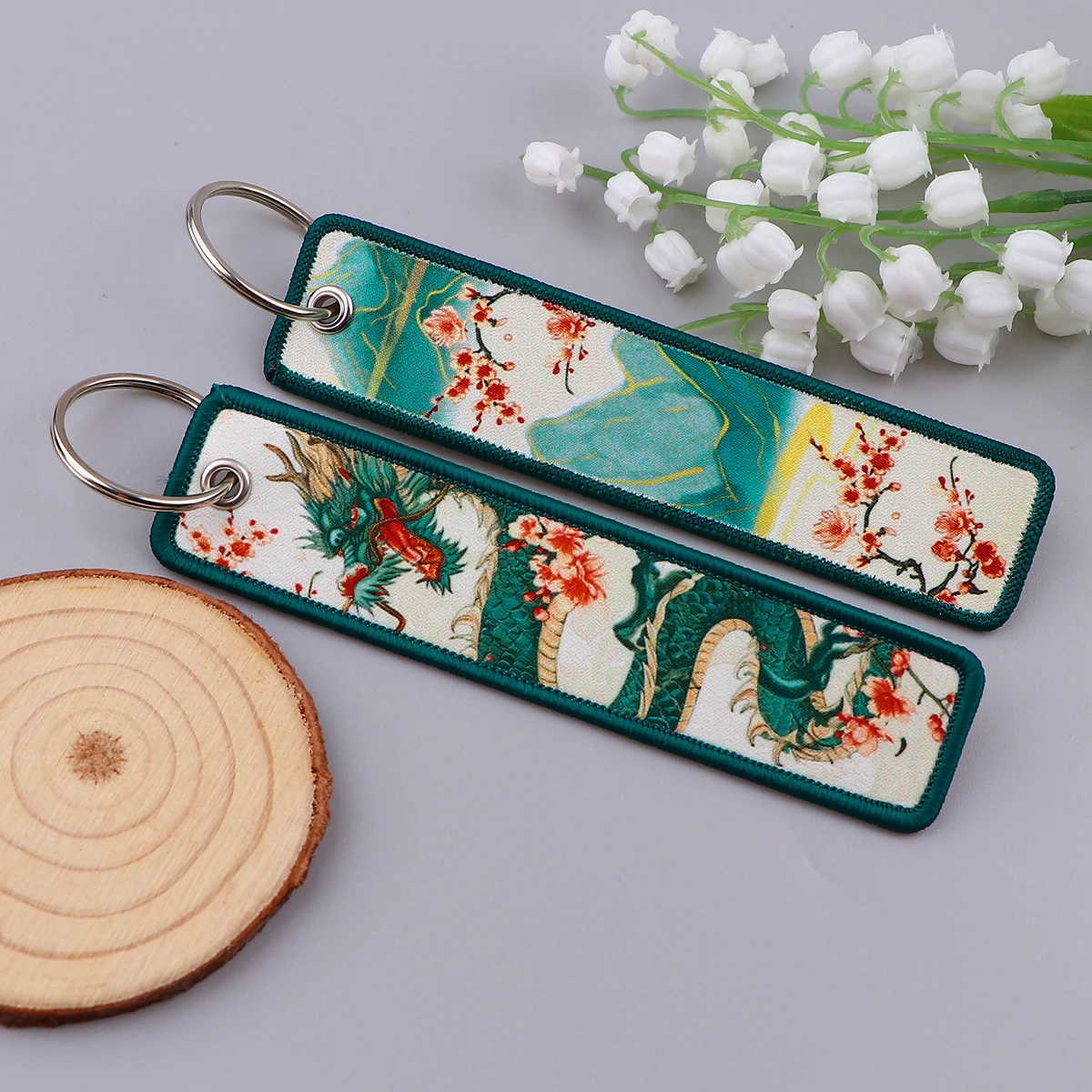 1pcs Sea Wave Art Painting Embroidered Keys Tag Keychains For Motorcycles Cars Backpack Fashion Key Ring Accessories Gifts
