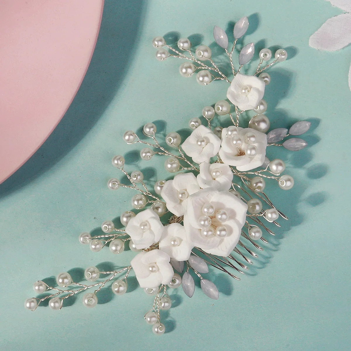 Elegante weiße Polymer Clay Blumen Damen Haarkämme Mode Kristall Perle Haarnadeln Braut Hochzeit Kopfschmuck Schmuck – Detail 8