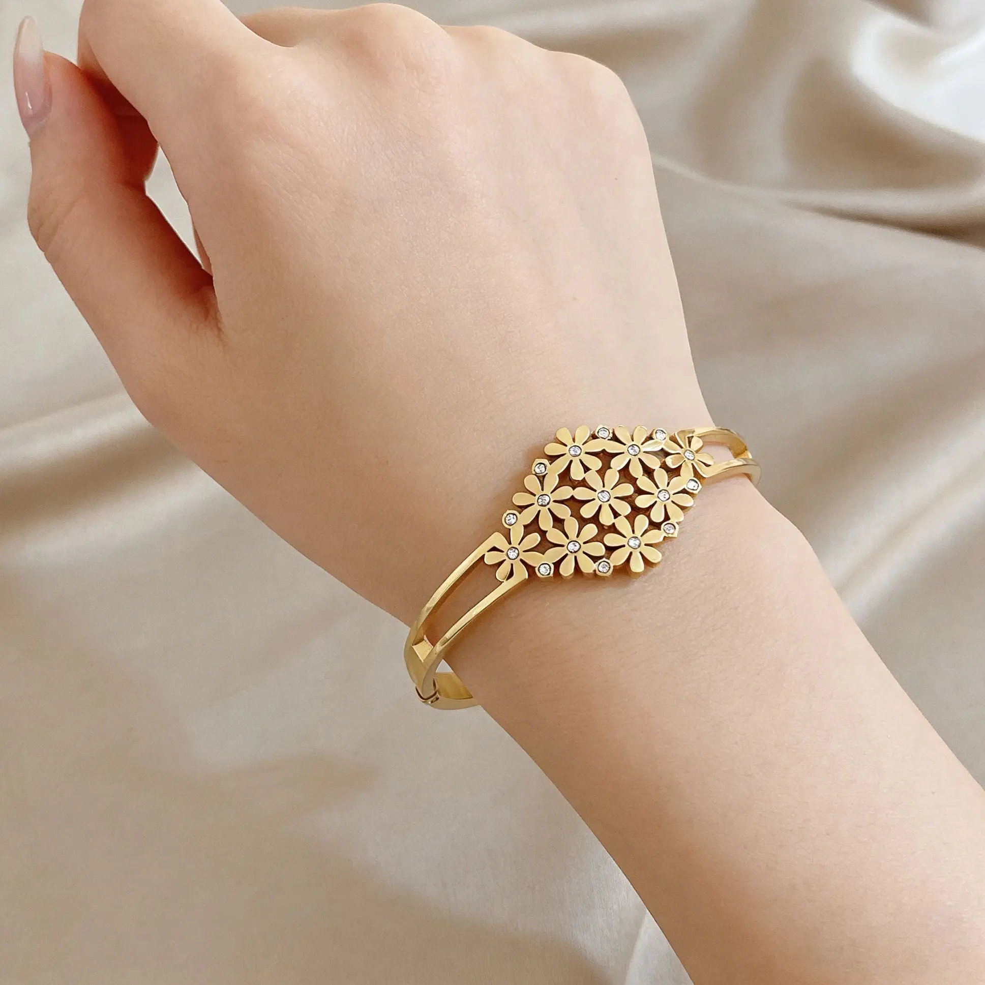 

Freetry Romantic Flower Cluster Hollow Stainless Steel Bracelet for Women Rhinestone Waterproof Spring Bangle Party Jewelry Gift