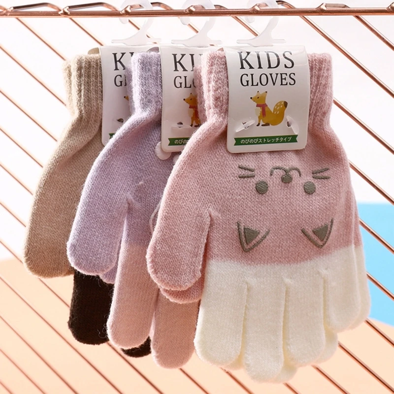 

2022 Winter Korean Style Kids Knitted Gloves Cartoon Bear Printed Full Finger Gloves for 4 5 6 7 8 Year Old Children Accessories