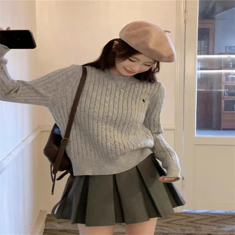 Fried Dough Twists Embroidery Round Neck Knitted Autumn And Winter New Casual Pullover Sweater