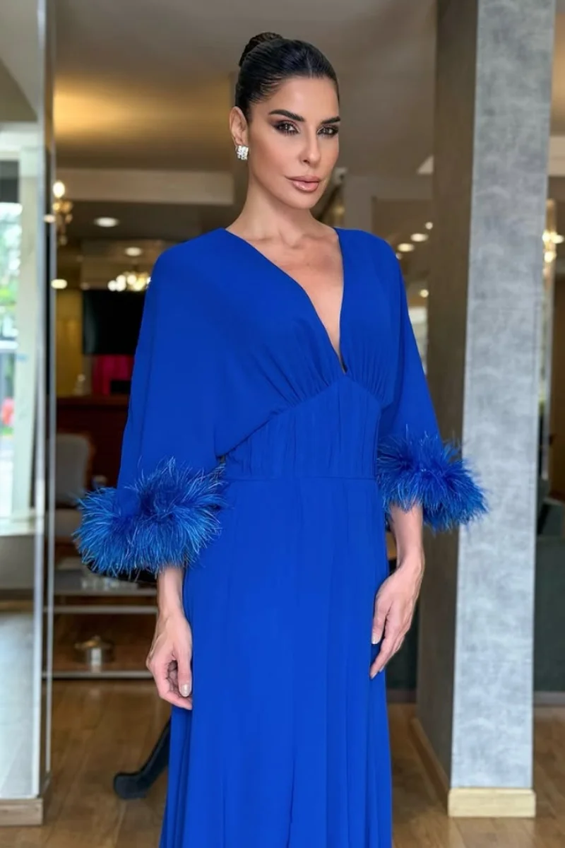 Annie Blue Prom Dresses Gorgeous Feather Fluffy Long Sleeves Evening Dresses Elegant V-neck A-line Vestidos De Fiesta Customized